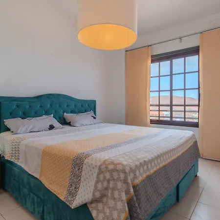 Zomero, Seaview & Wifi & Pool 德尔锡伦西奥海岸