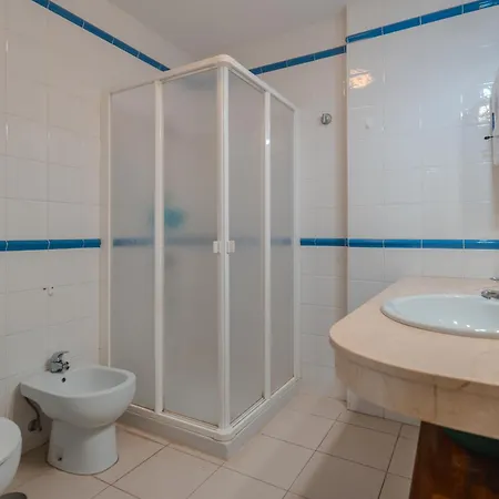 Zomero, Seaview & Wifi & Pool * Costa Del Silencio