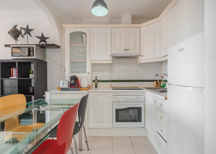 Appartement Zomero, Seaview & Wifi & Pool